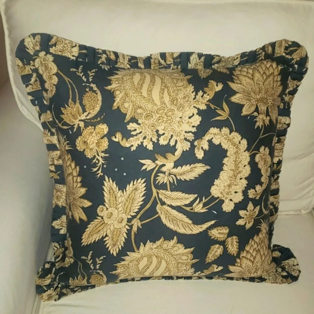 Pottery Barn Floral Print Pillow Cover